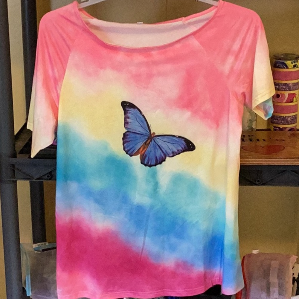 EUC M LADIES butterfly TIE DYE SHIRT Rainbow colors